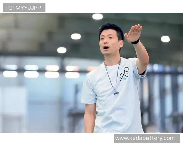 周伟专访：从羽毛球新星到冠军之路的心路历程回顾