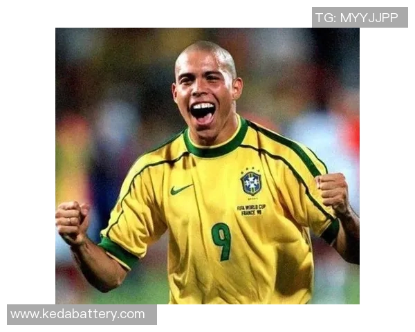 巴西足球明星排名分析与历史成就探讨 巴西足球明星排名分析与历史成就探讨